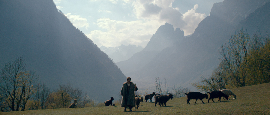 A Shelter Among The Clouds (2018) | Film Review